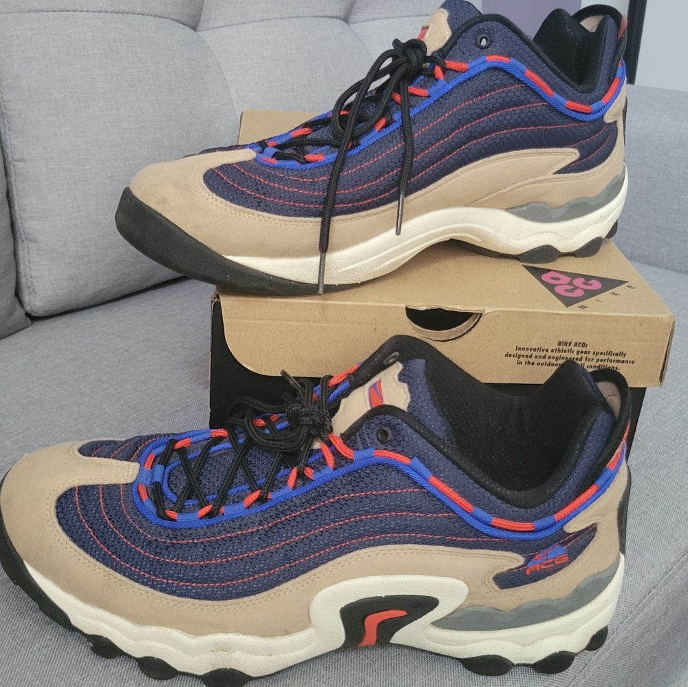 Nike Air Skarn